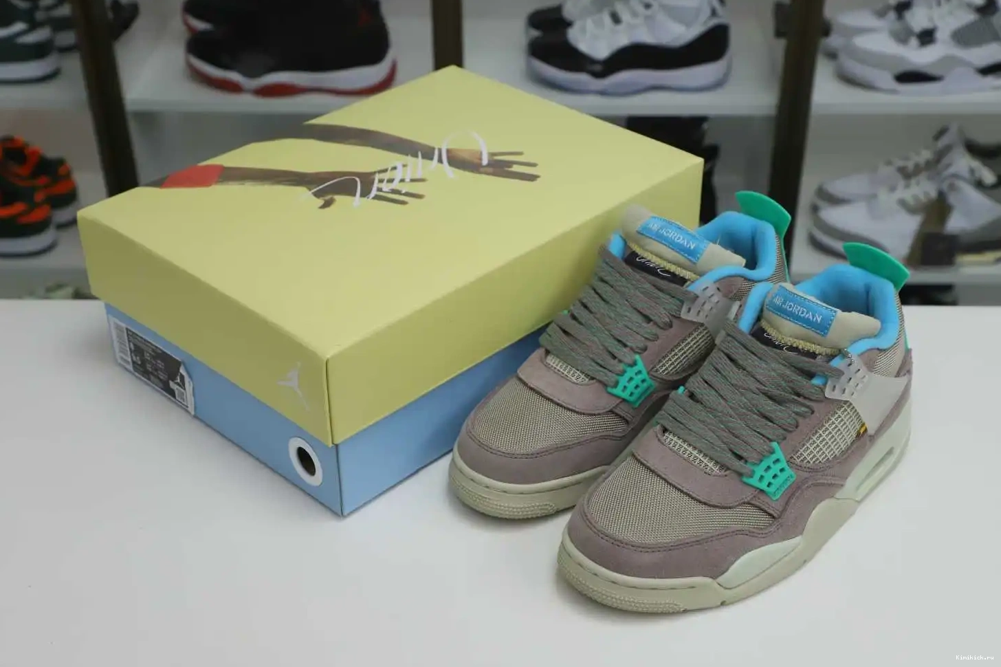 4 JORDAN LA RETRO HAZE' UNION AIR Kimikick X 'TAUPE 0406